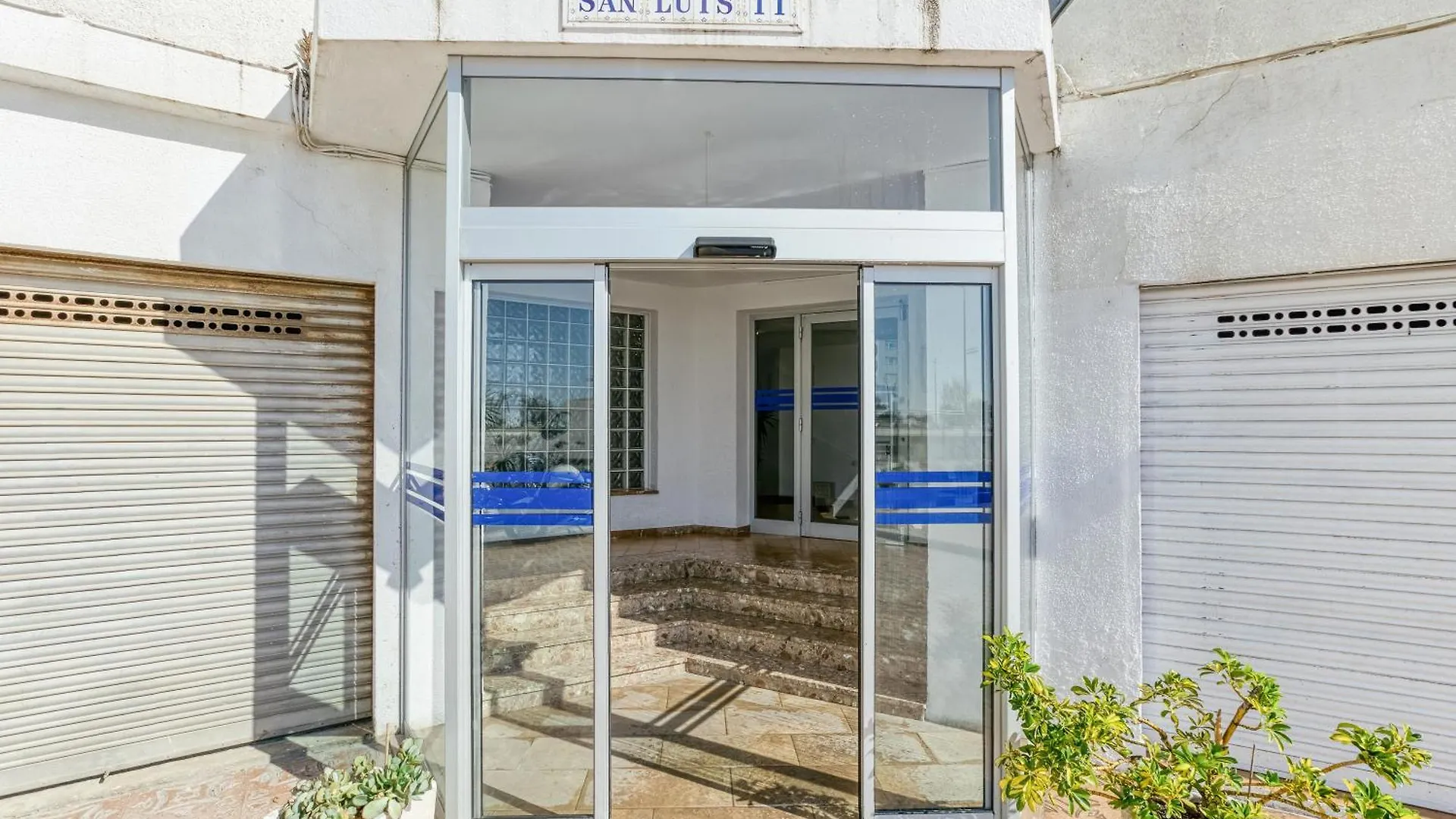 Edificio Sant Lluis Daire Empuriabrava