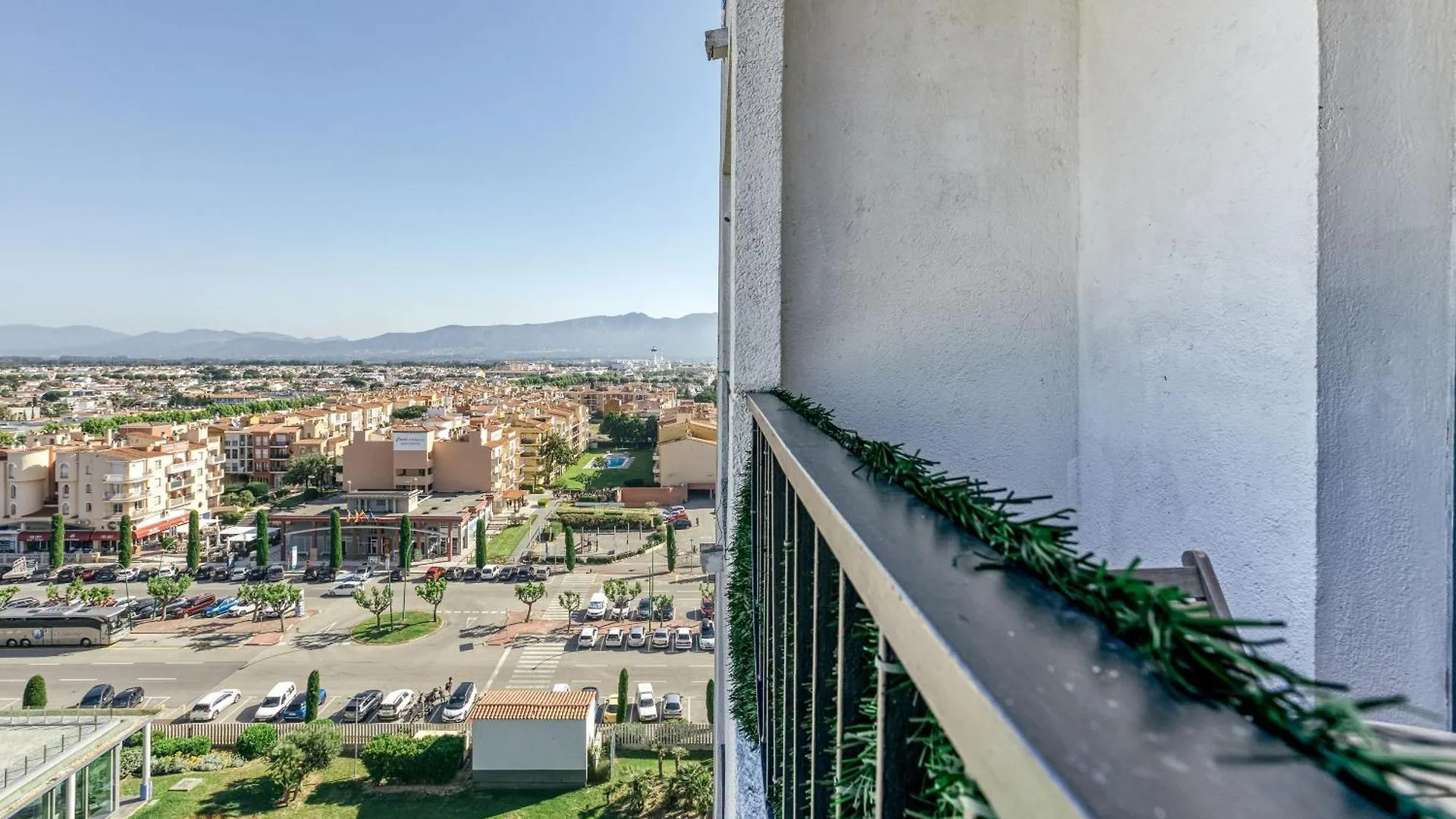 Edificio Sant Lluis Daire Empuriabrava