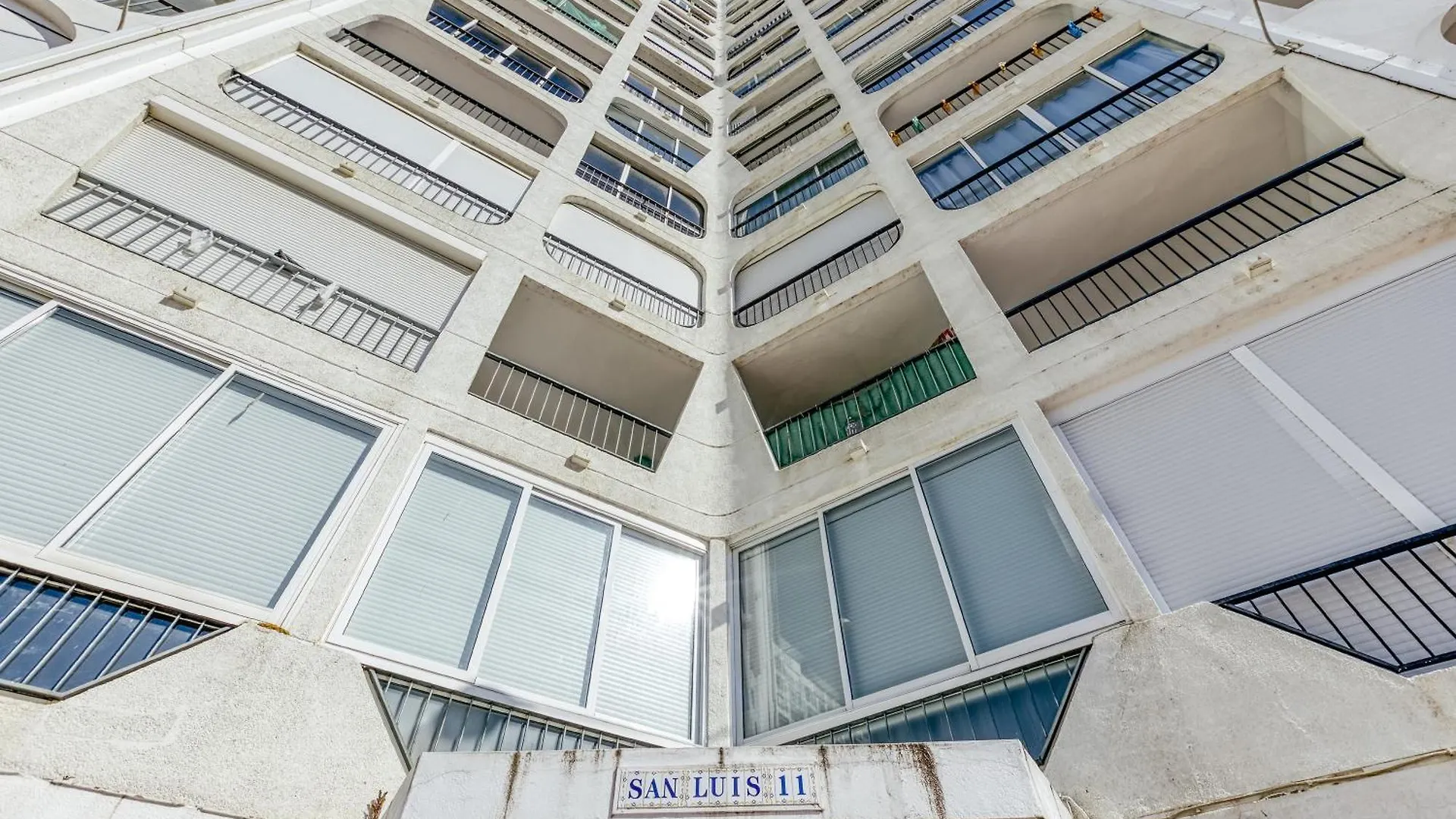 דירות אמפוריבראבה Edificio Sant Lluis 0*,  ספרד